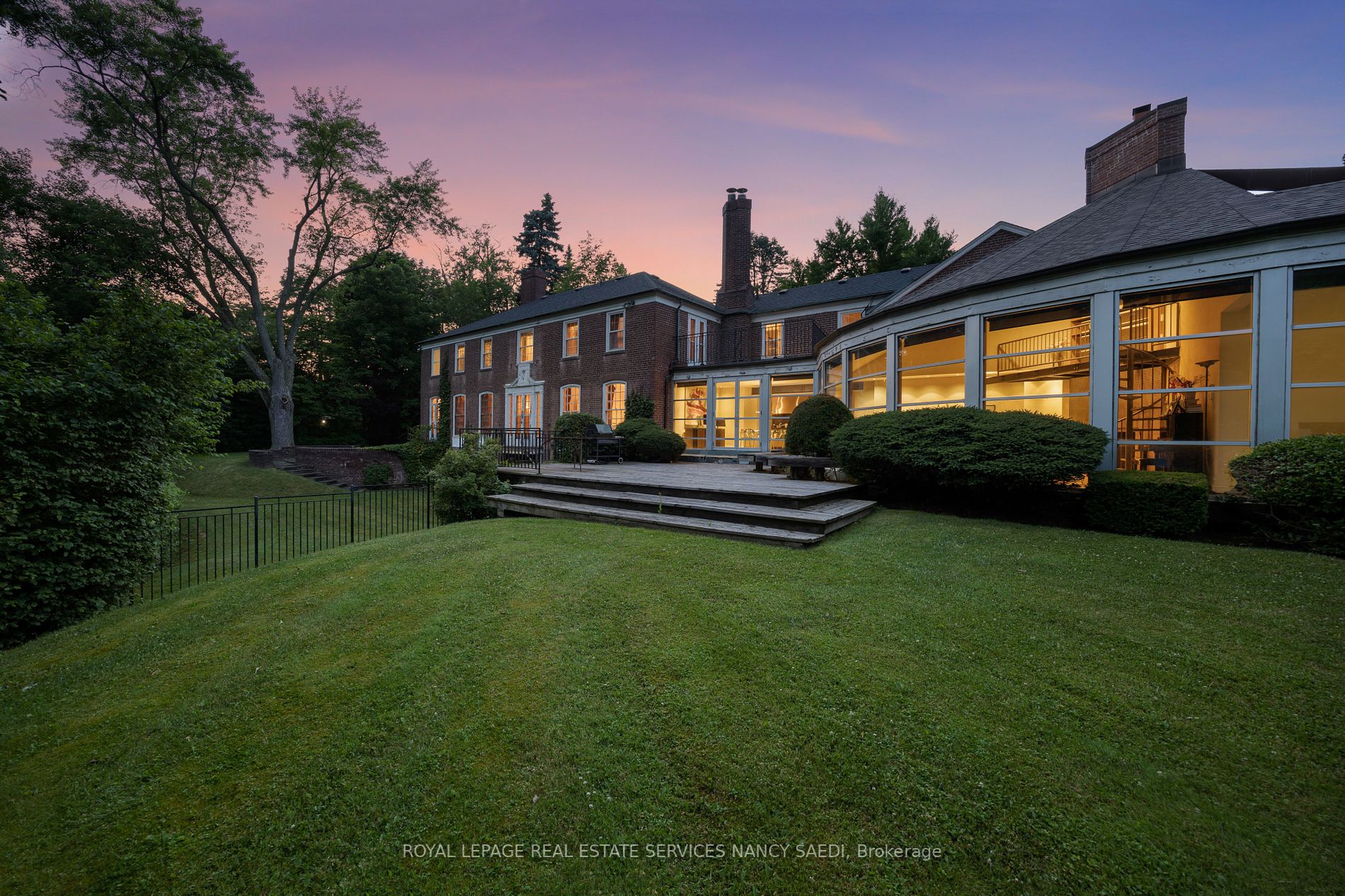 7 Alderbrook Dr