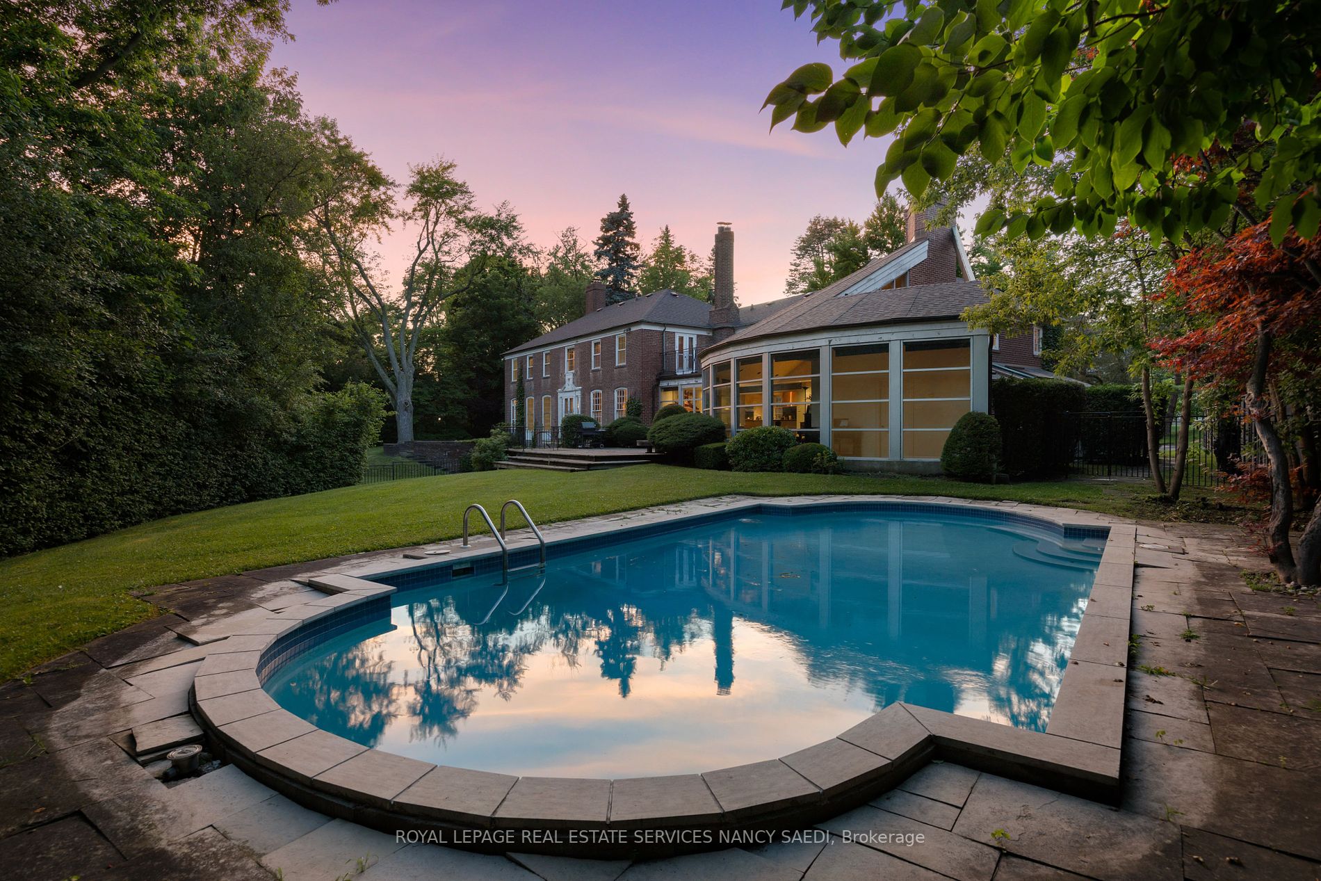 7 Alderbrook Dr