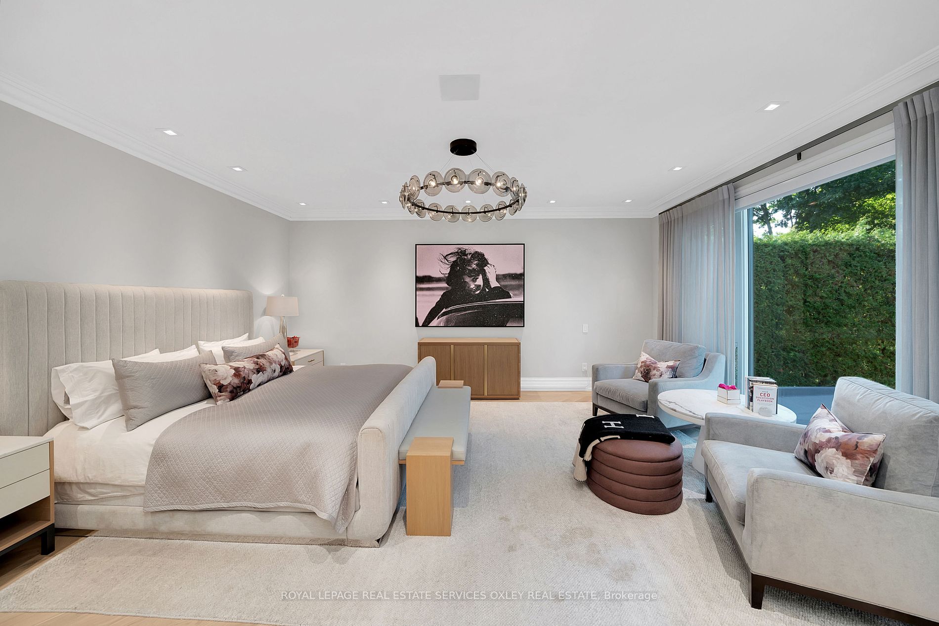 6 Lamport Avenue