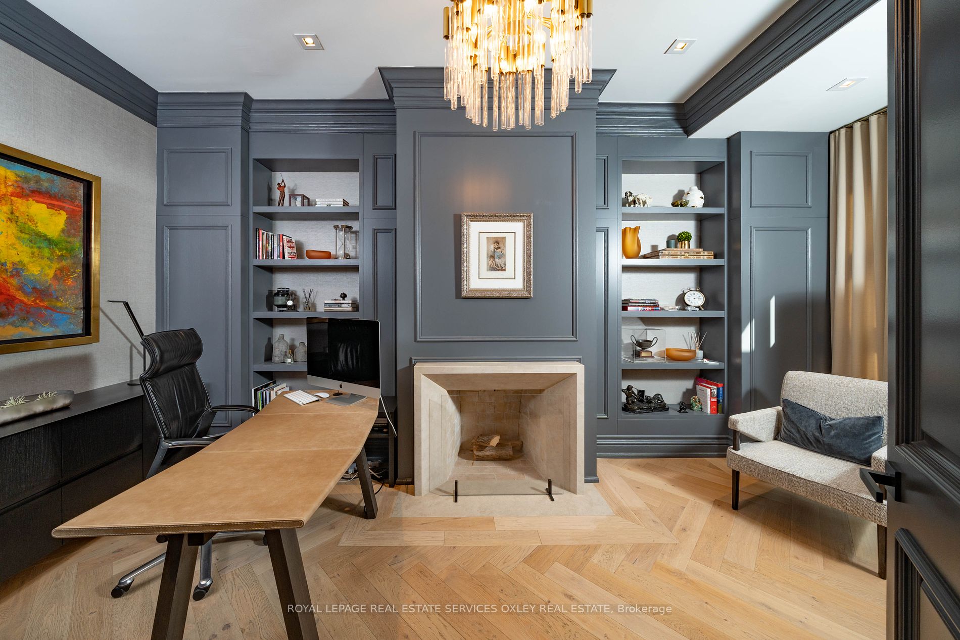 6 Lamport Avenue