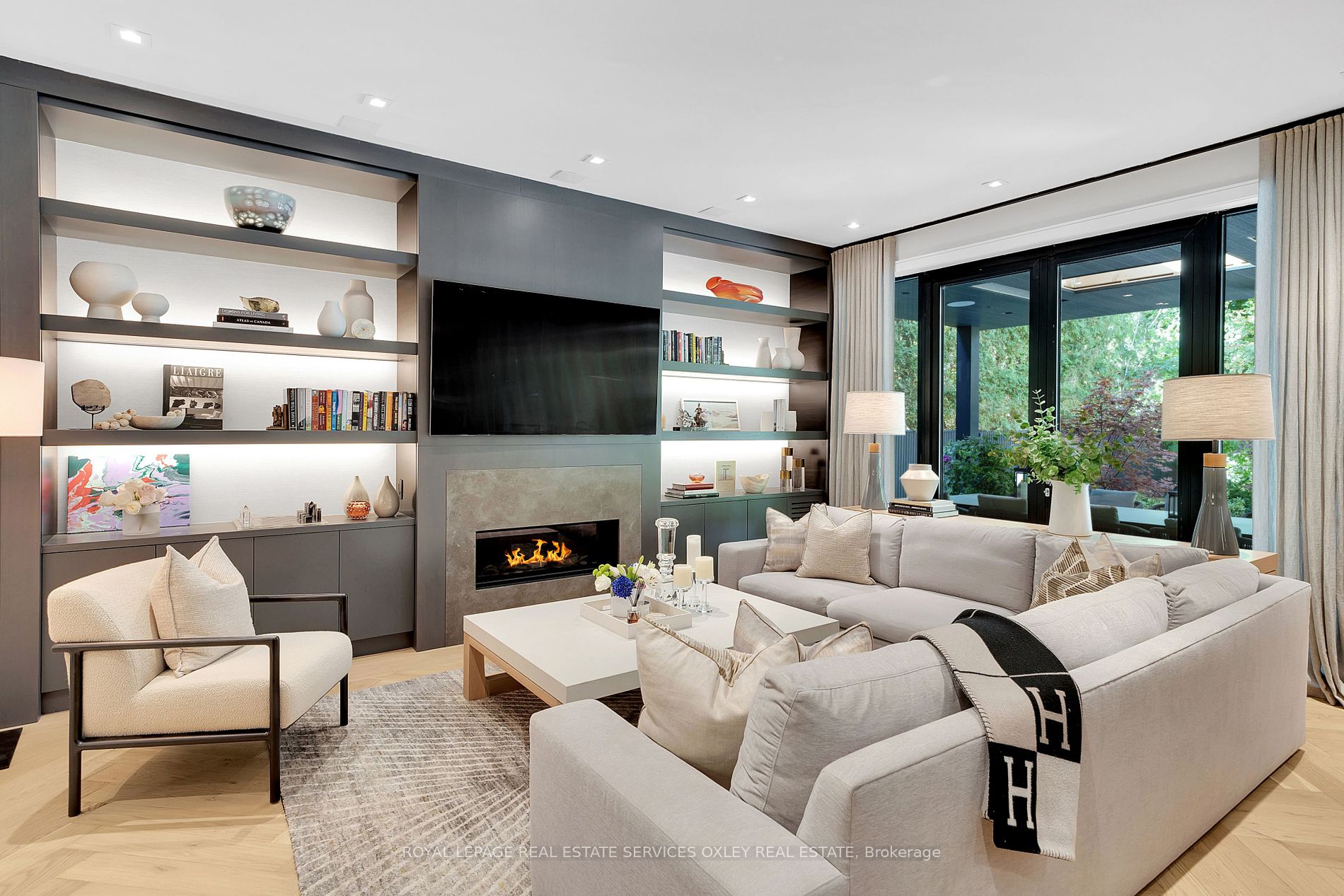 6 Lamport Avenue