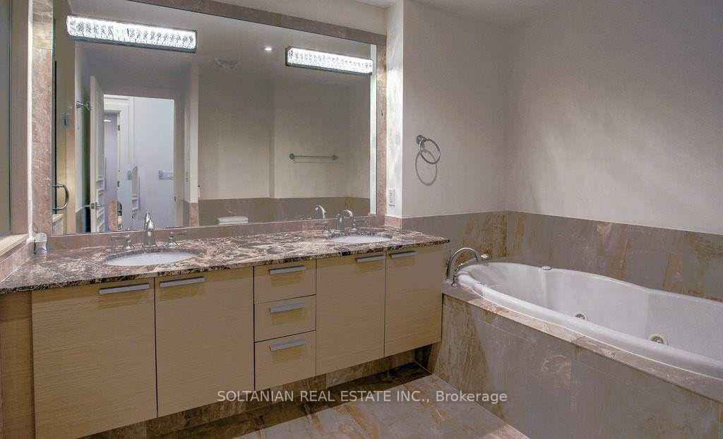 660 Sheppard Avenue E, #Lph3