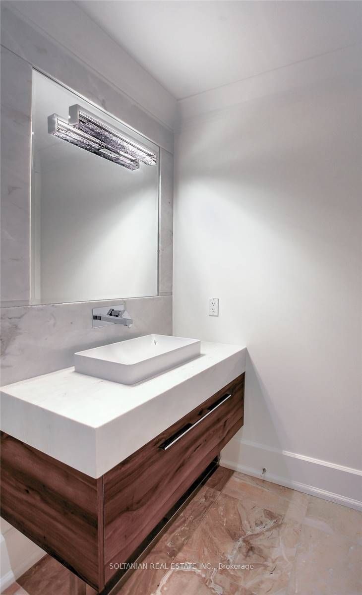 660 Sheppard Avenue E, #Lph3