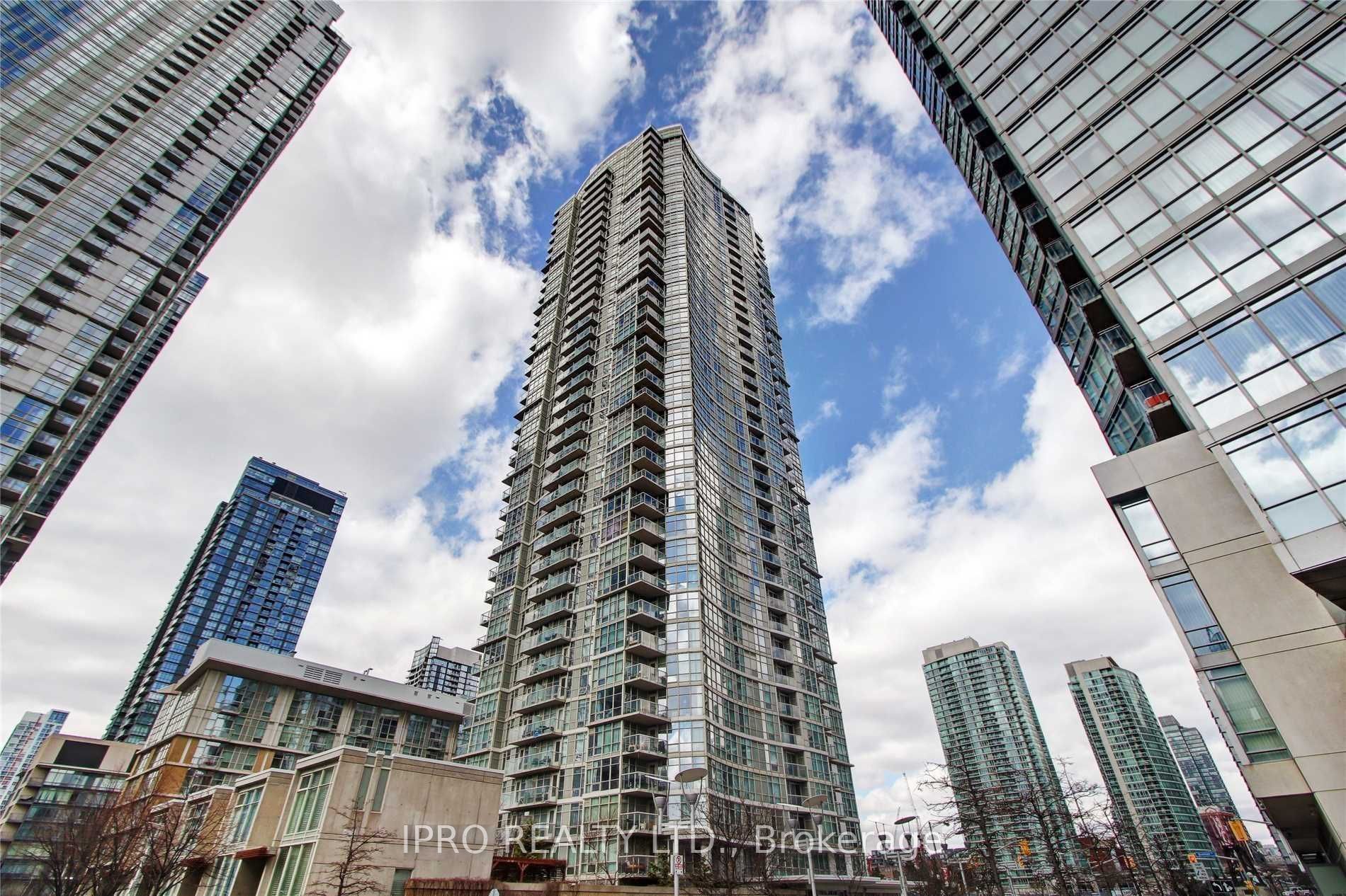 10 Navy Wharf Court, #612