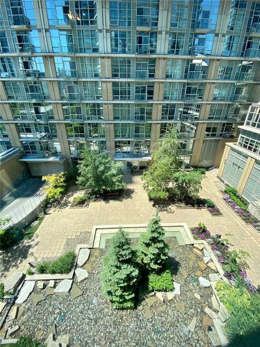 10 Navy Wharf Court, #612