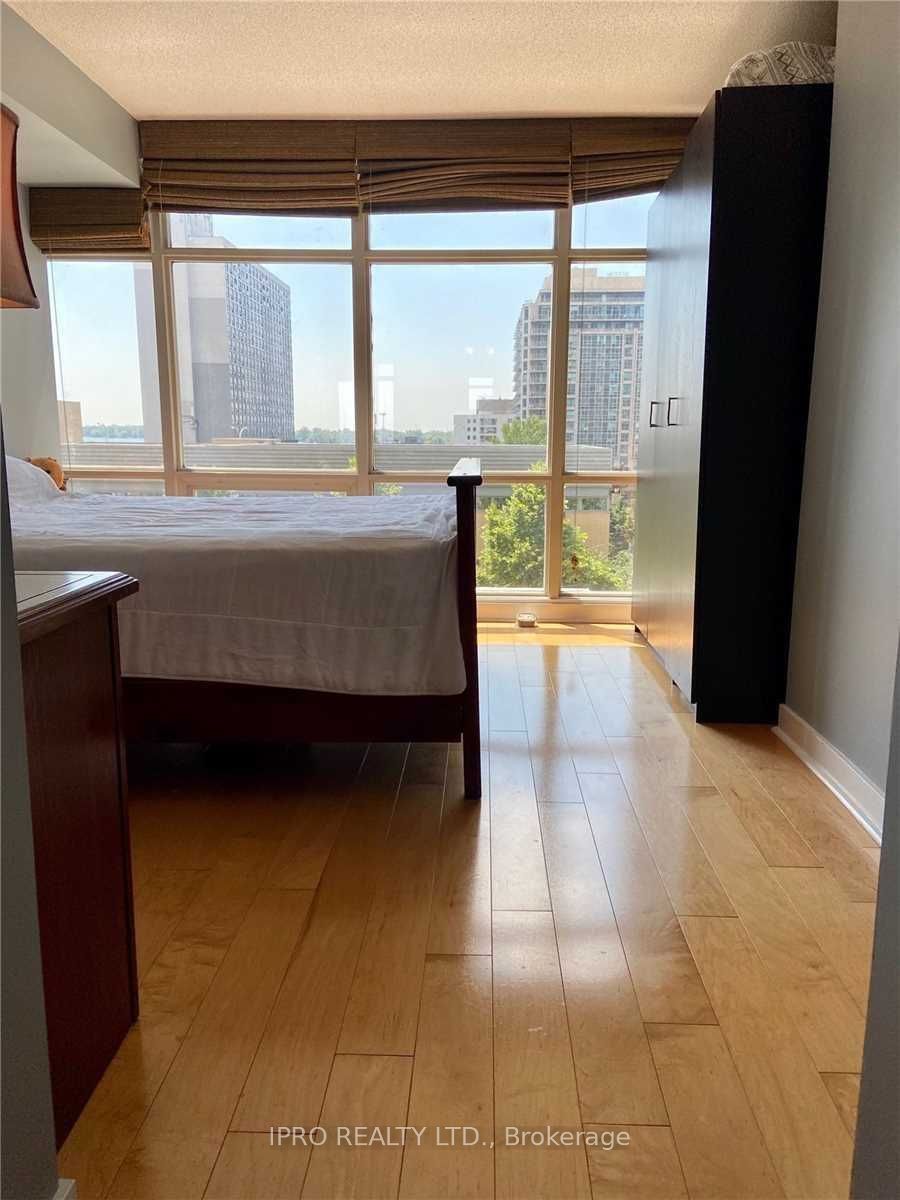 10 Navy Wharf Court, #612