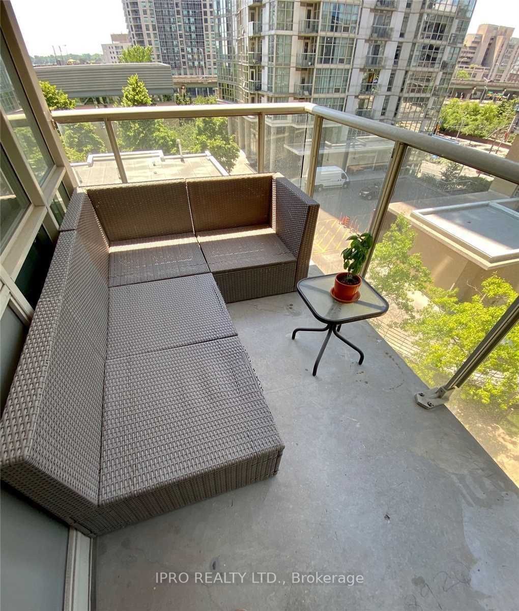 10 Navy Wharf Court, #612