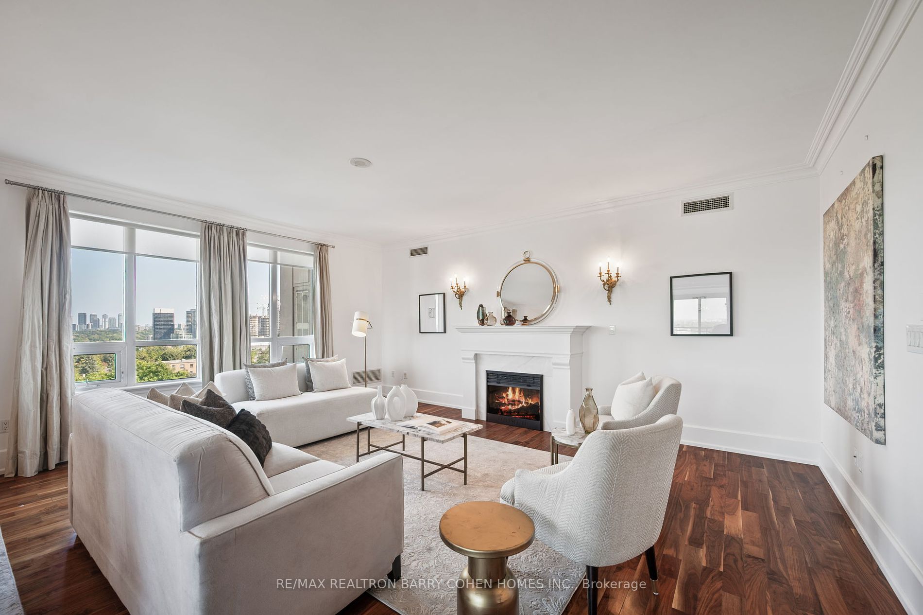 662 Sheppard Ave E, #805c