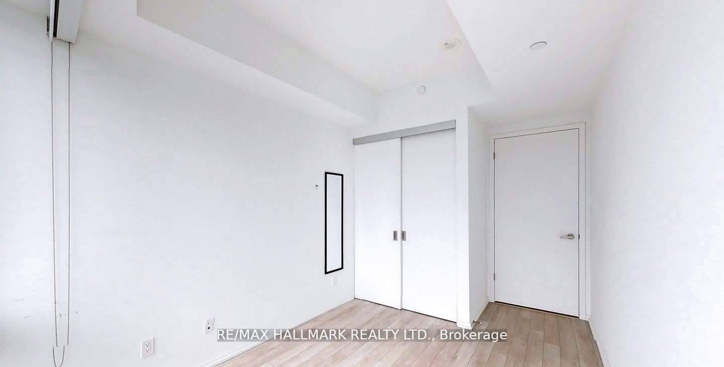 197 Yonge St, #3114