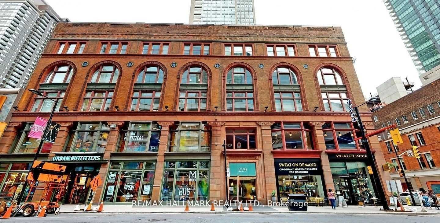 197 Yonge St, #3114