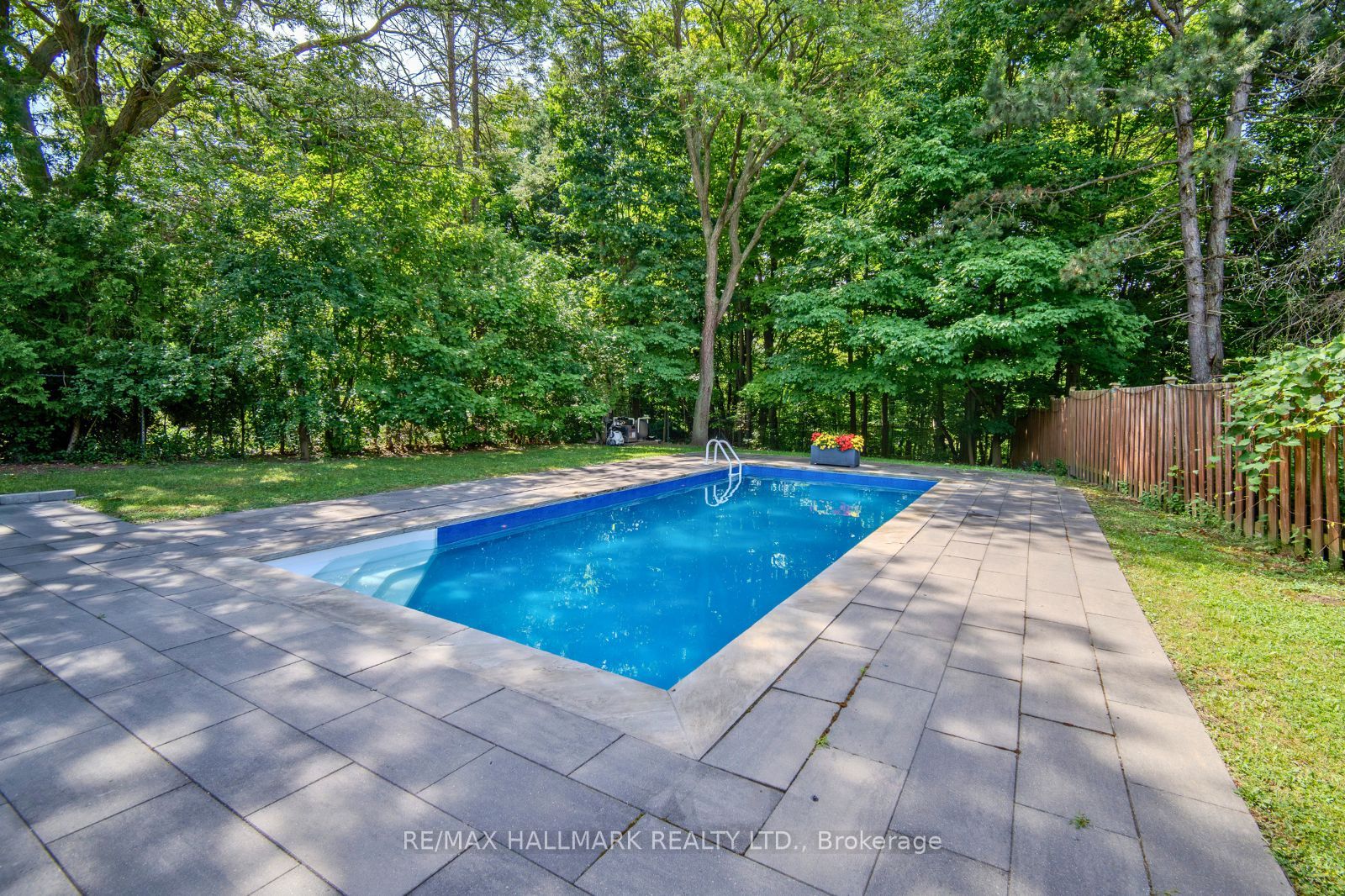 86 Bannatyne Drive