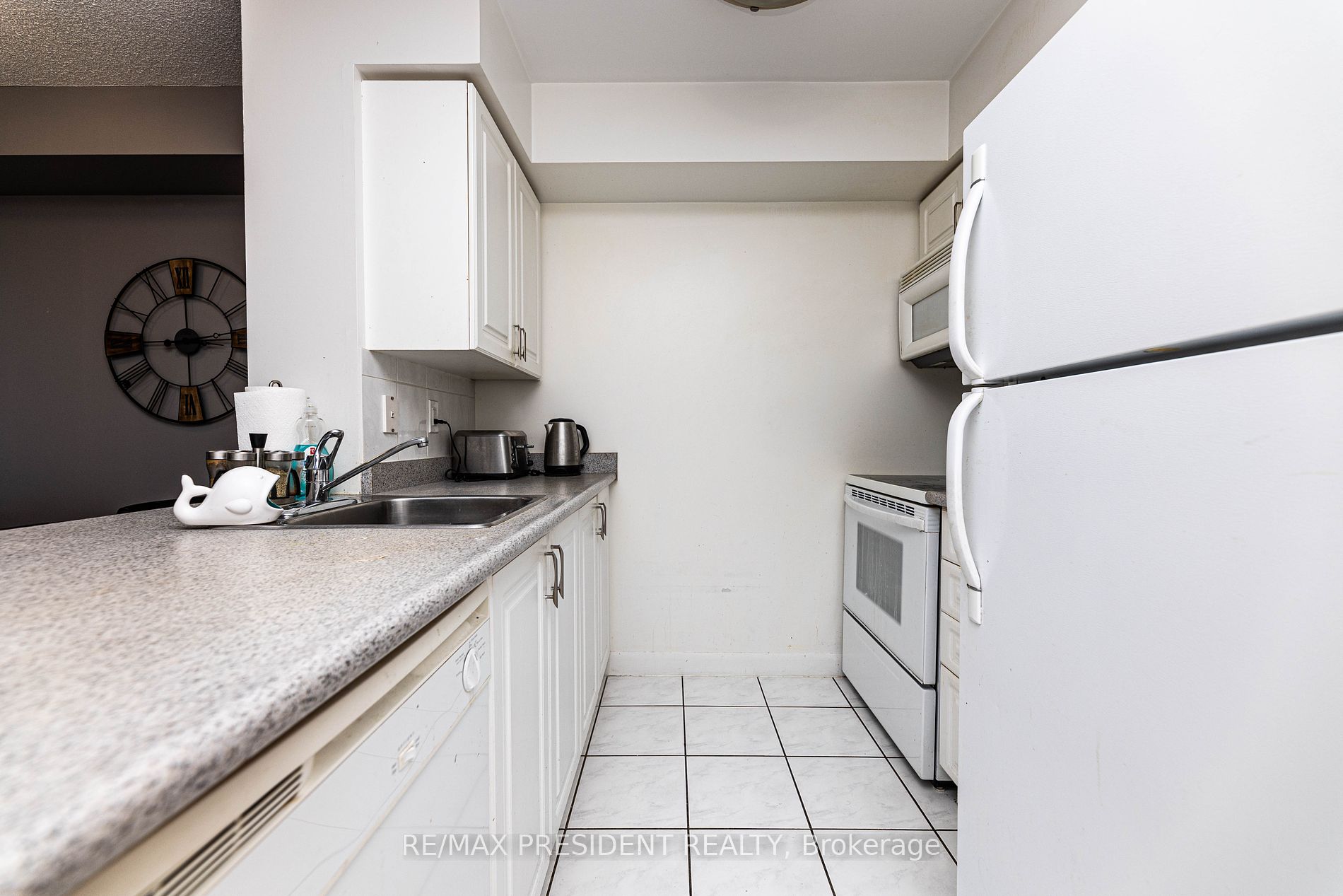 4978 Yonge Street, #1911