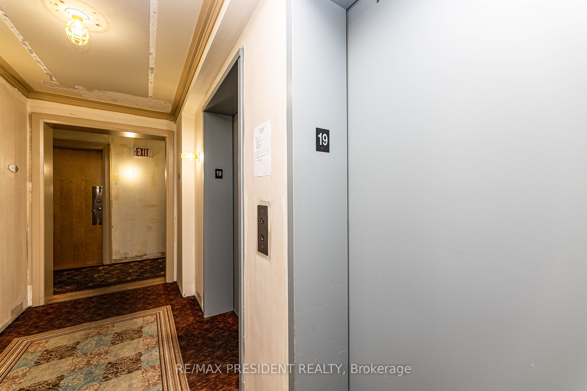 4978 Yonge Street, #1911