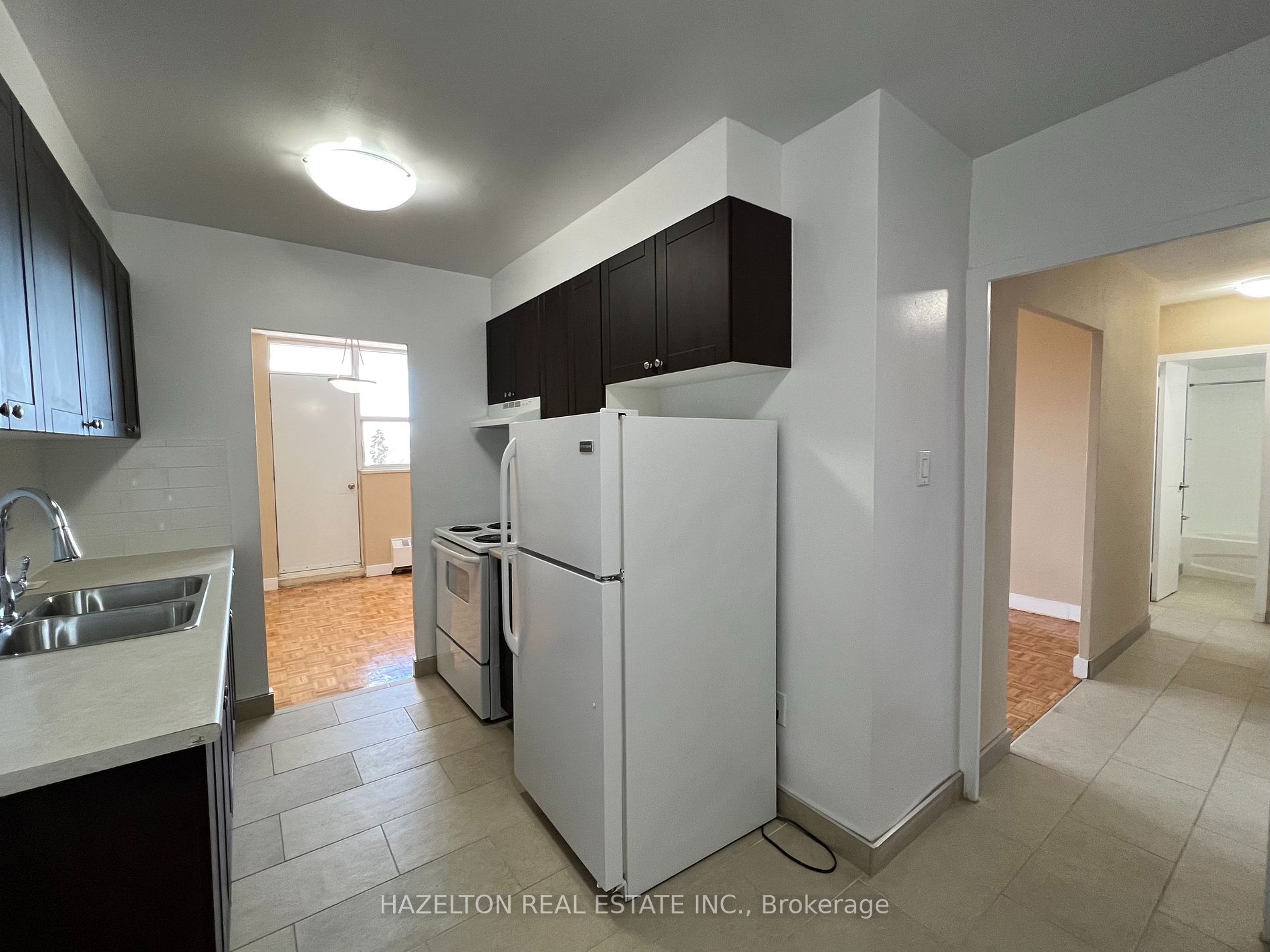 1780 Victoria Park Avenue #405
