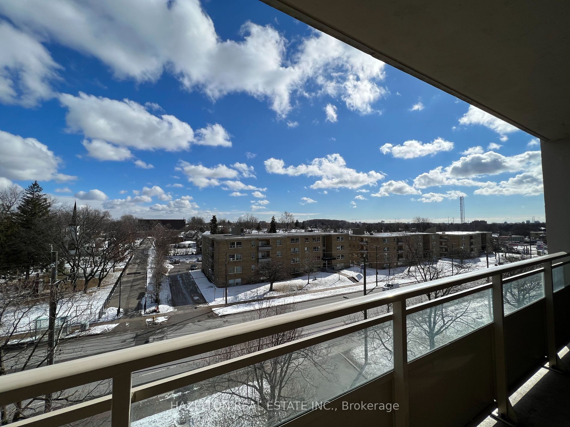 1780 Victoria Park Avenue #405