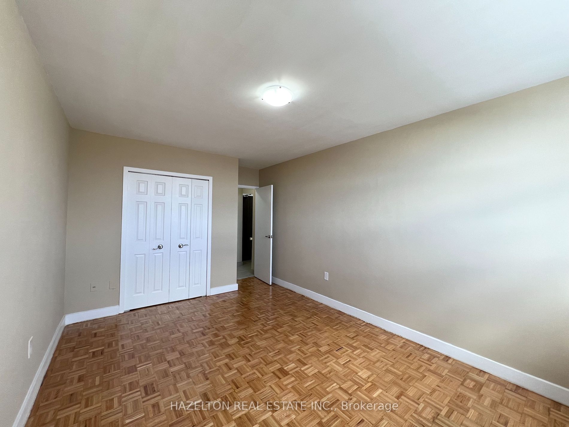 1780 Victoria Park Avenue #405