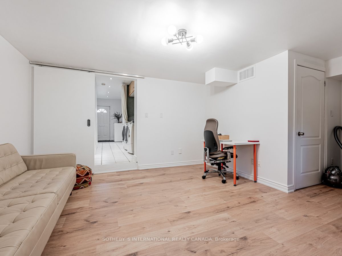 60 Poulett Street