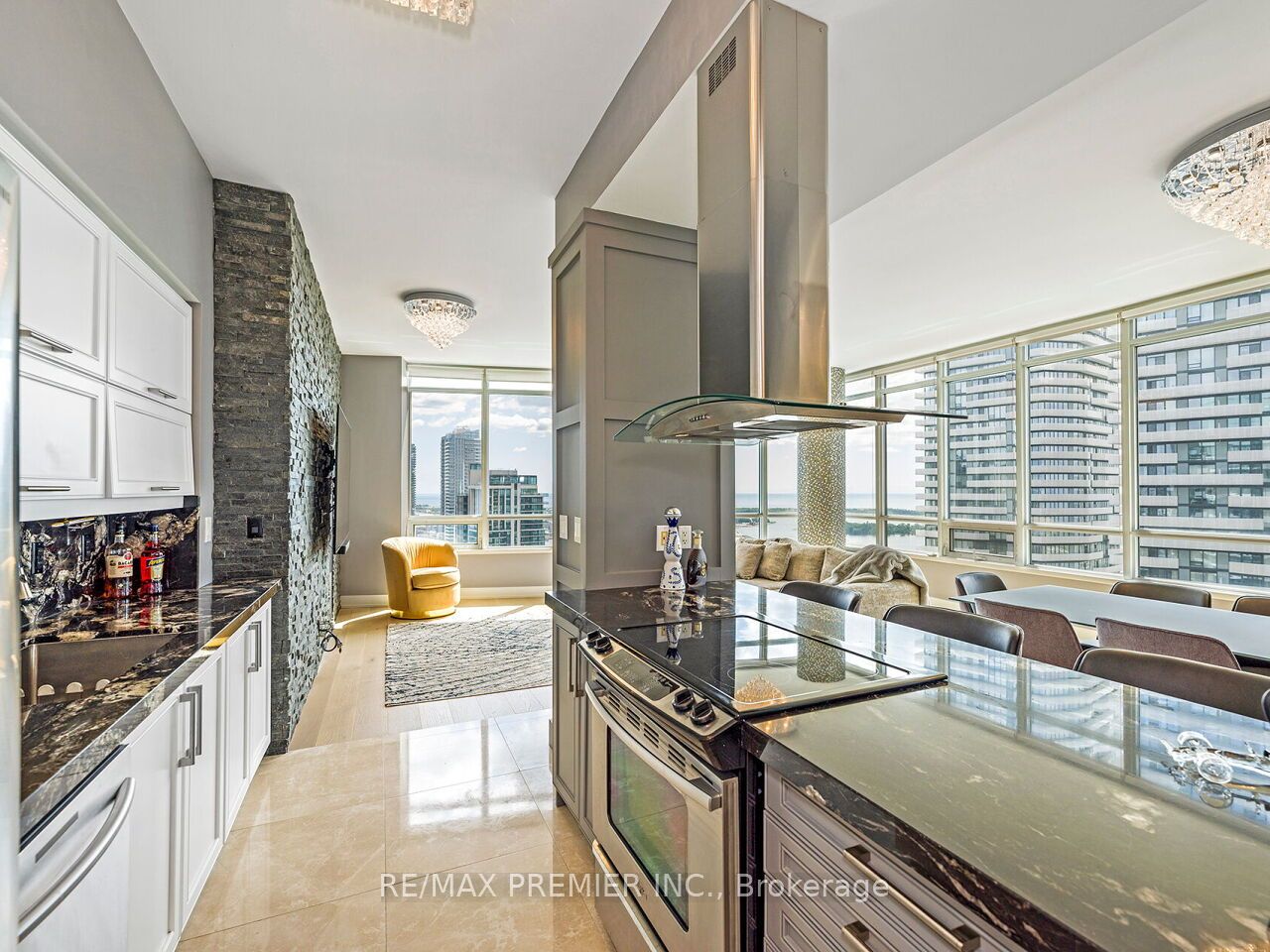 65 Bremner Boulevard, #5104