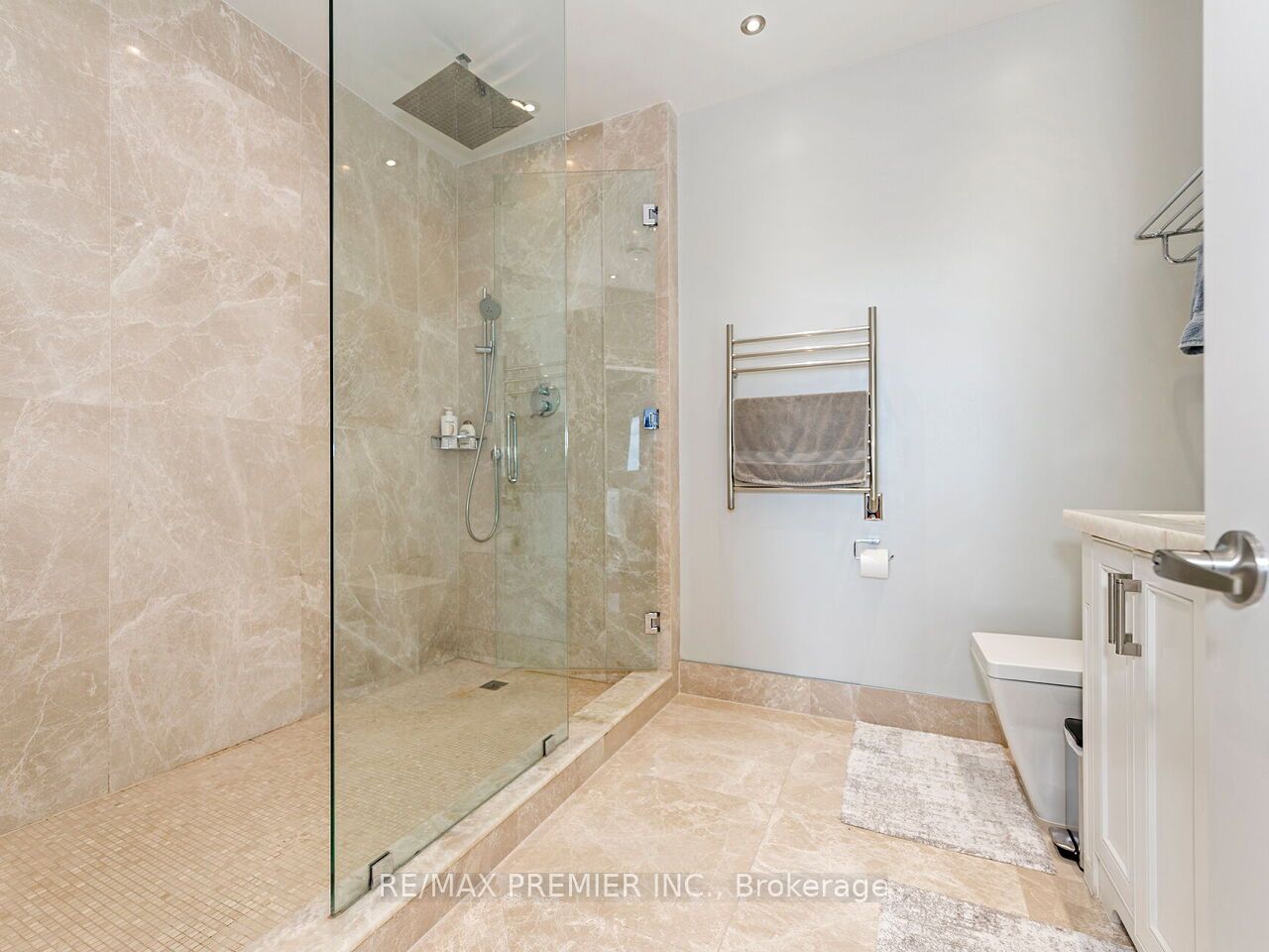 65 Bremner Boulevard, #5104