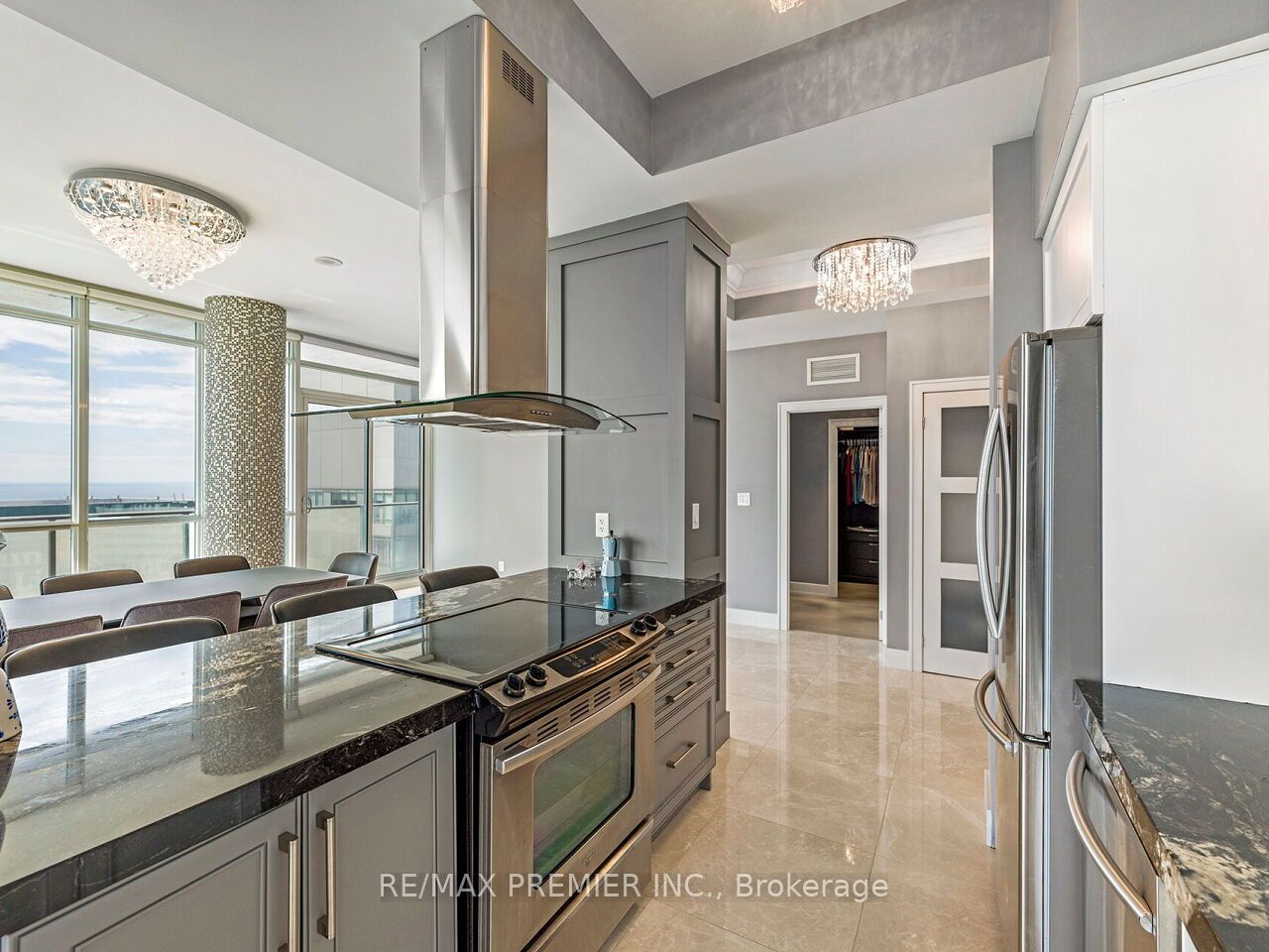 65 Bremner Boulevard, #5104