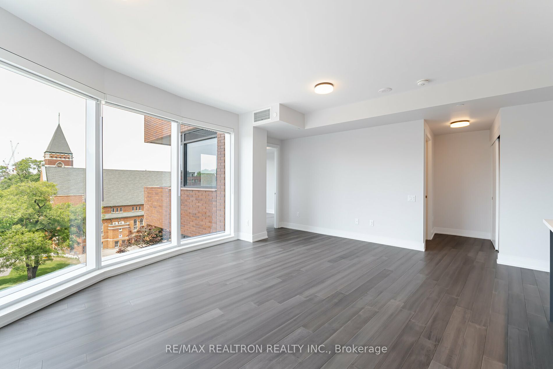 2525 Bathurst Street #507