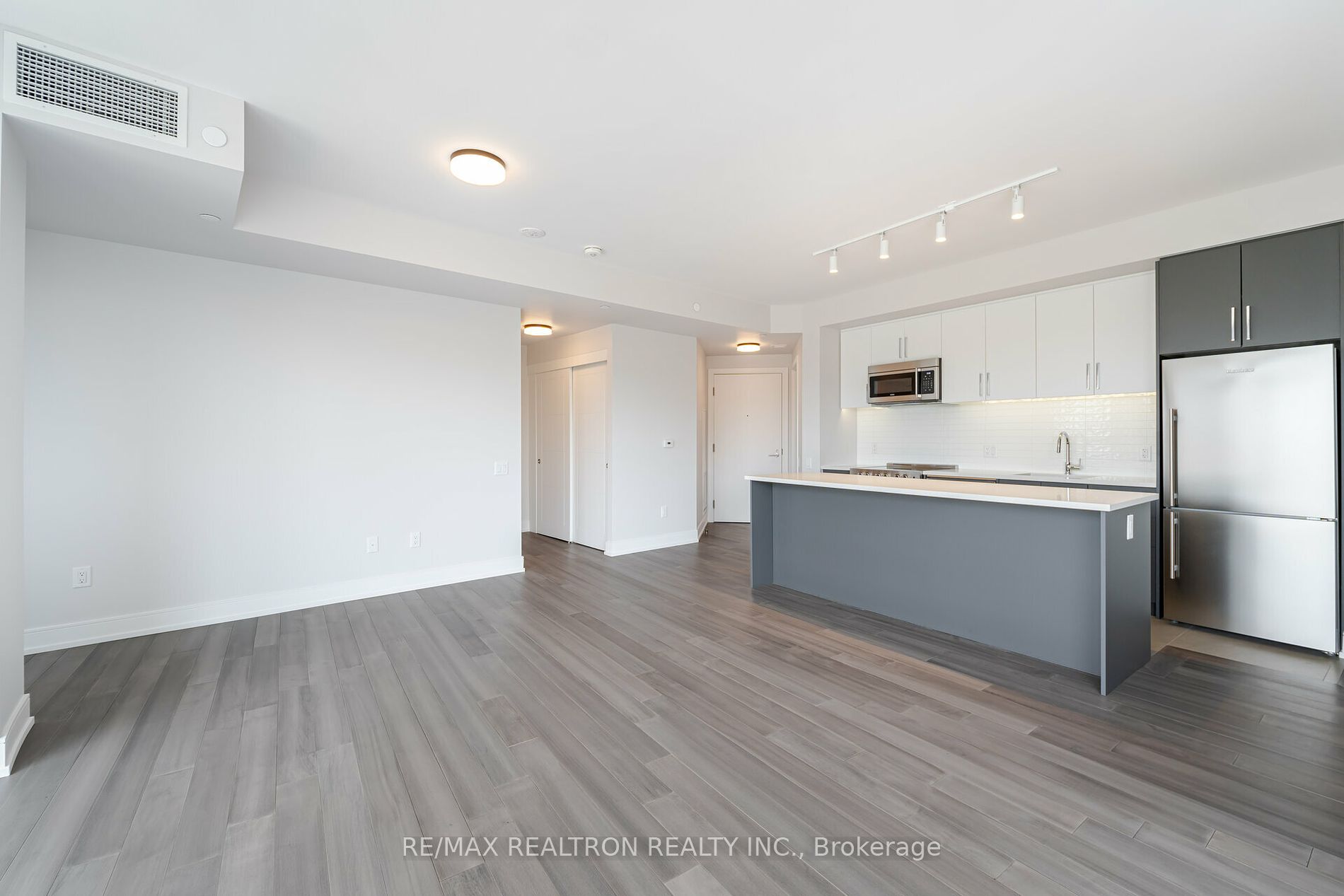 2525 Bathurst Street #507