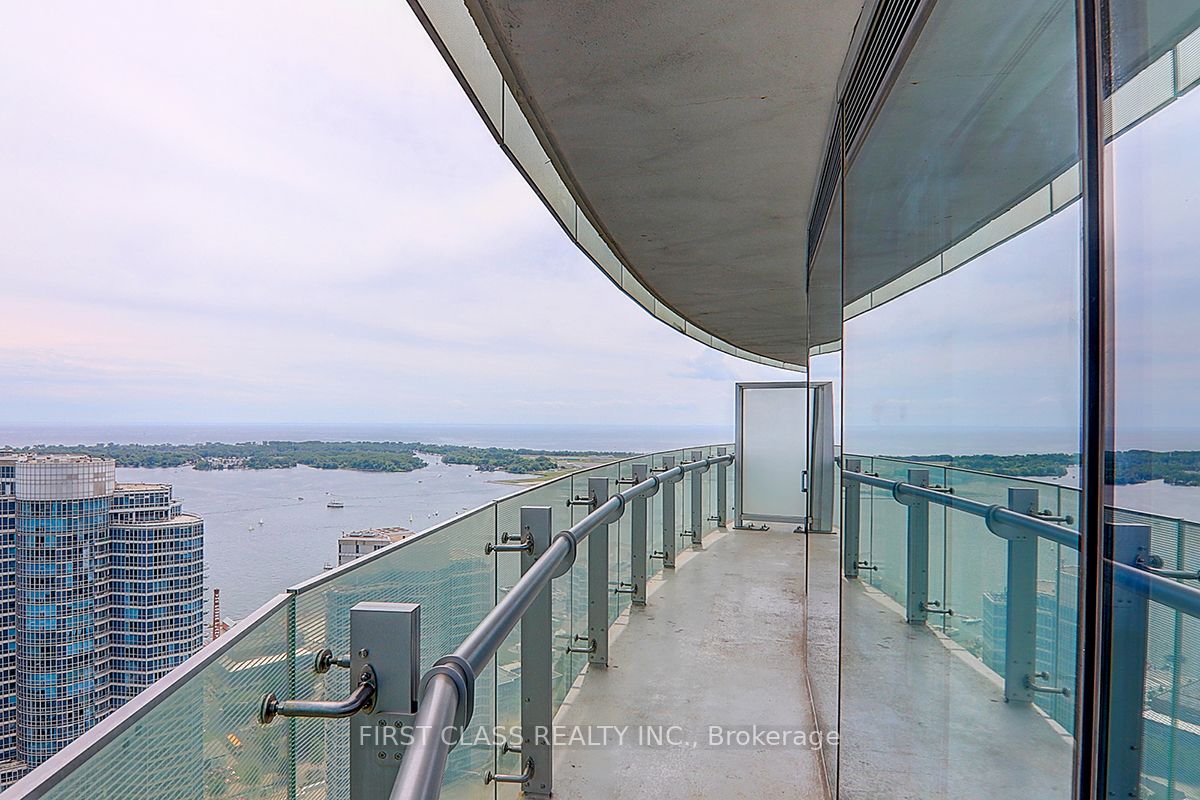 12 York St, #3902