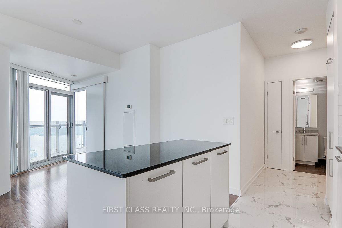 12 York St, #3902