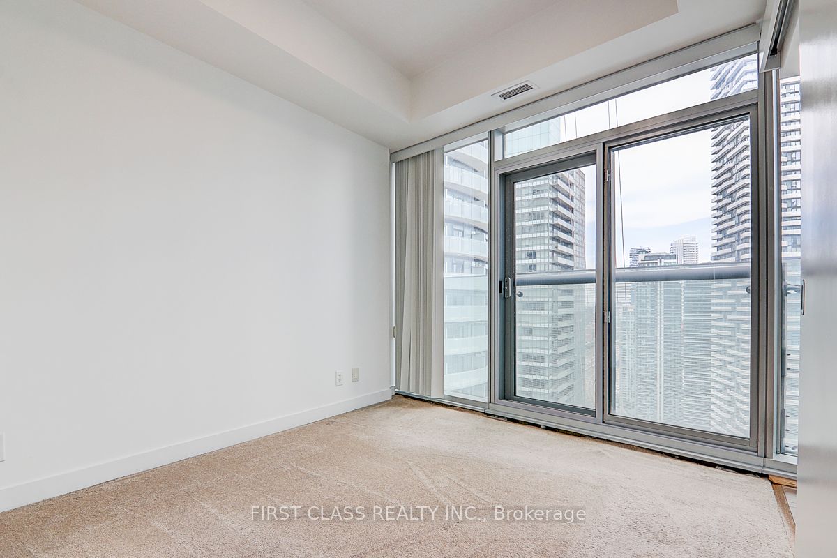 12 York St, #3902