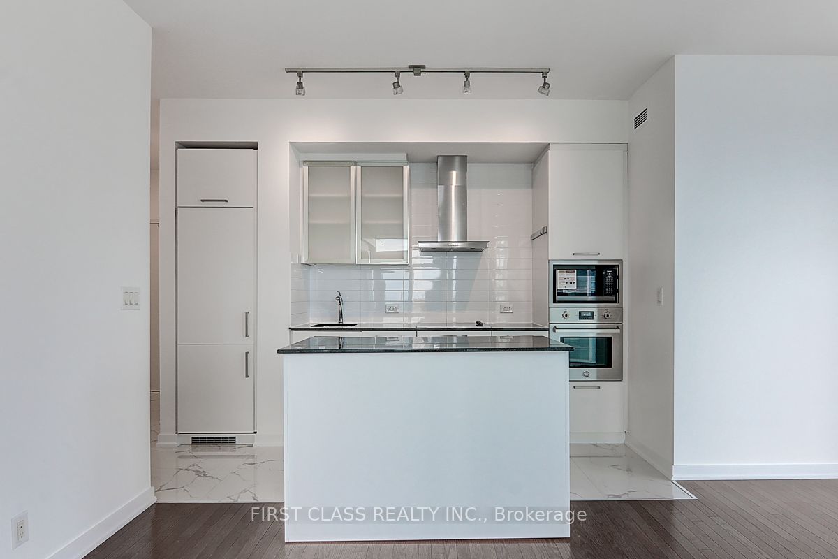 12 York St, #3902
