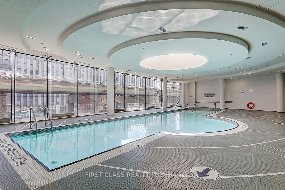 12 York St, #3902