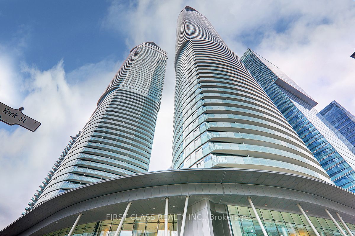 12 York St, #3902