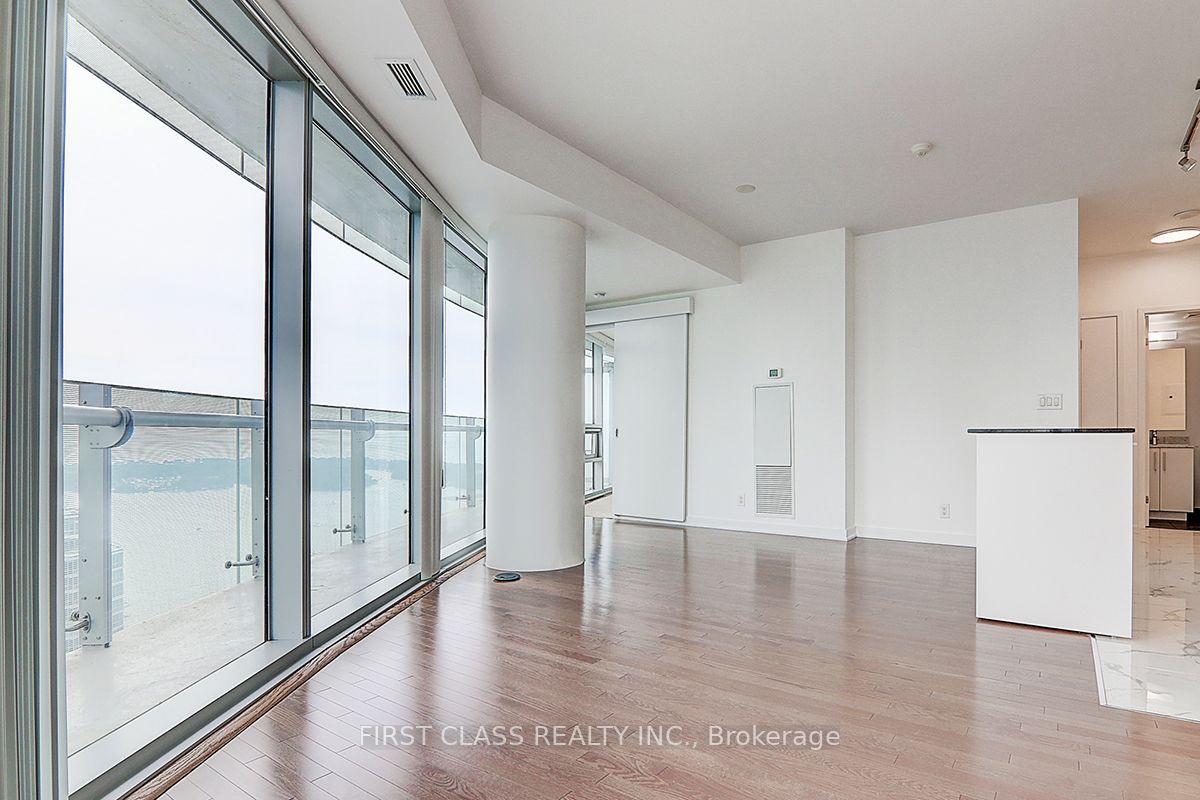 12 York St, #3902