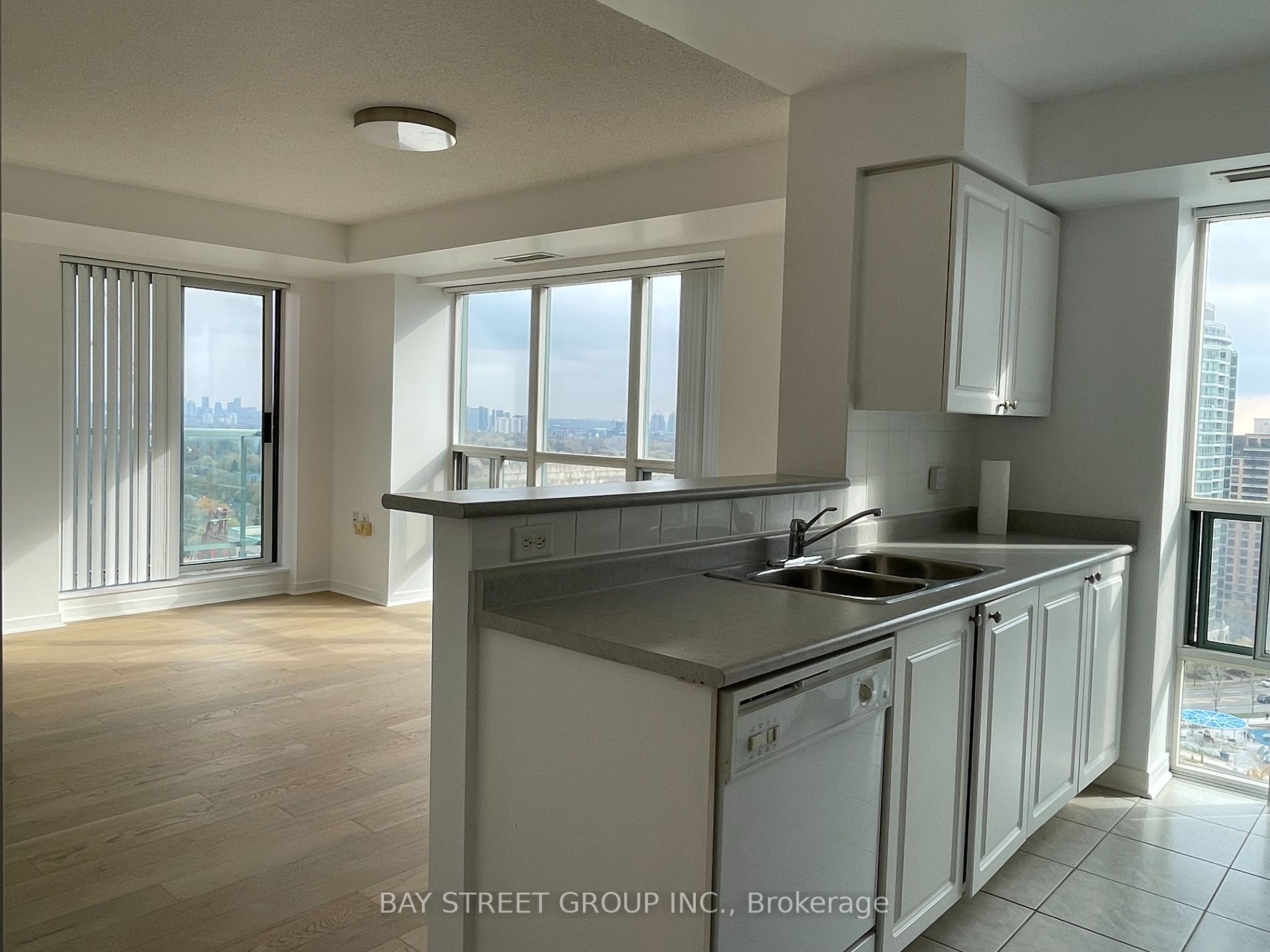 22 Olive Ave, #2309