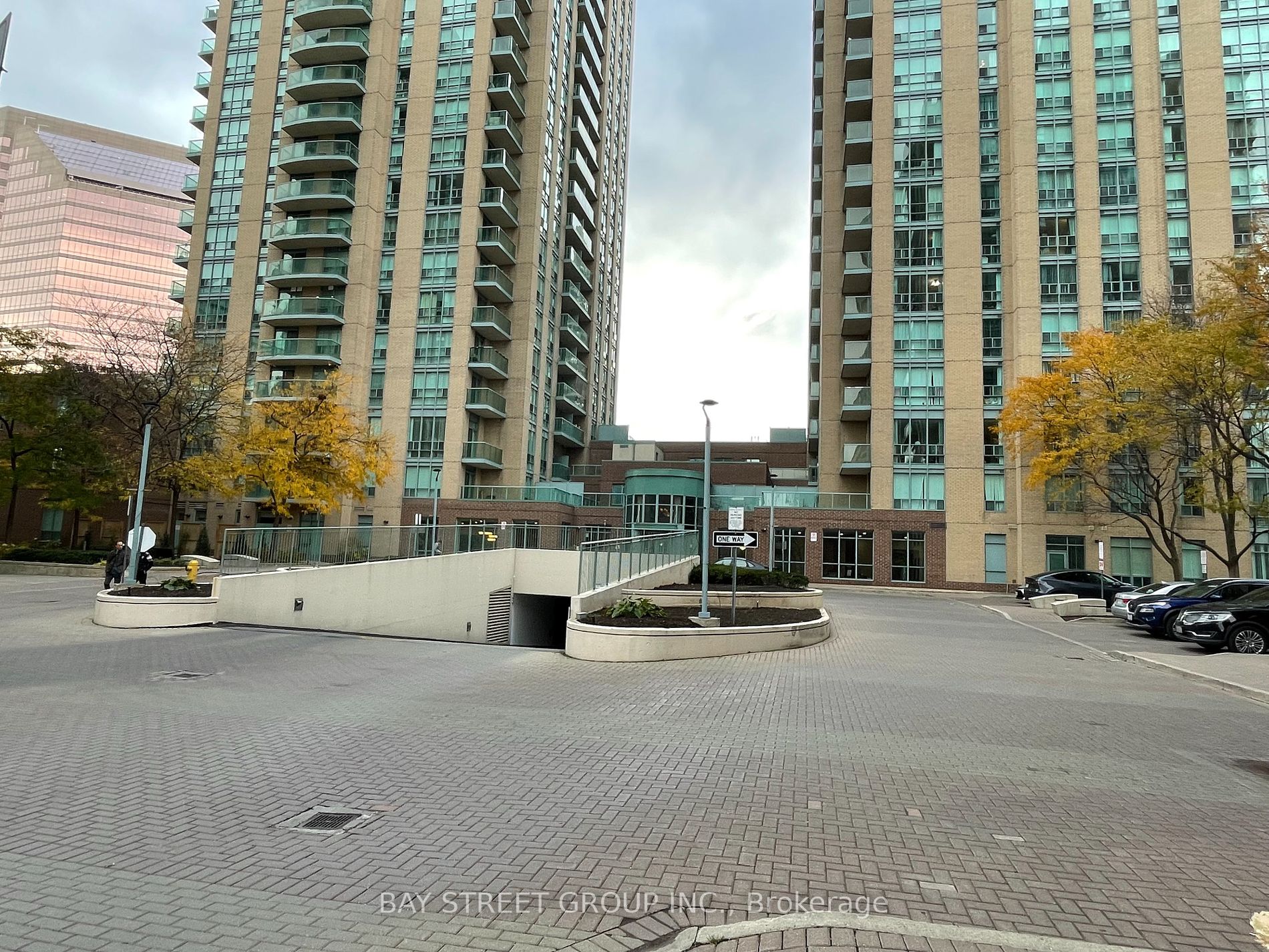 22 Olive Ave, #2309