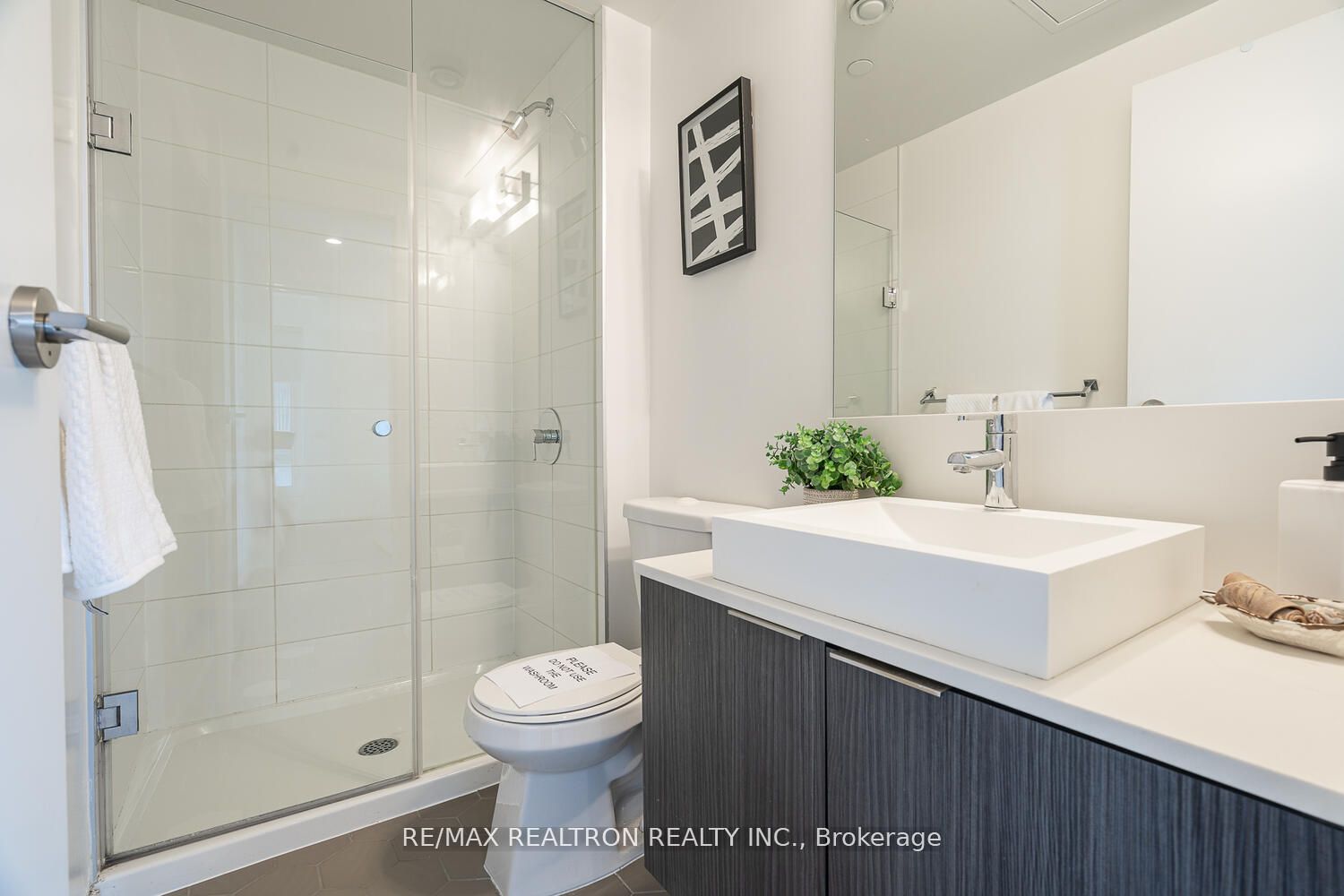 68 Shuter St, #2305