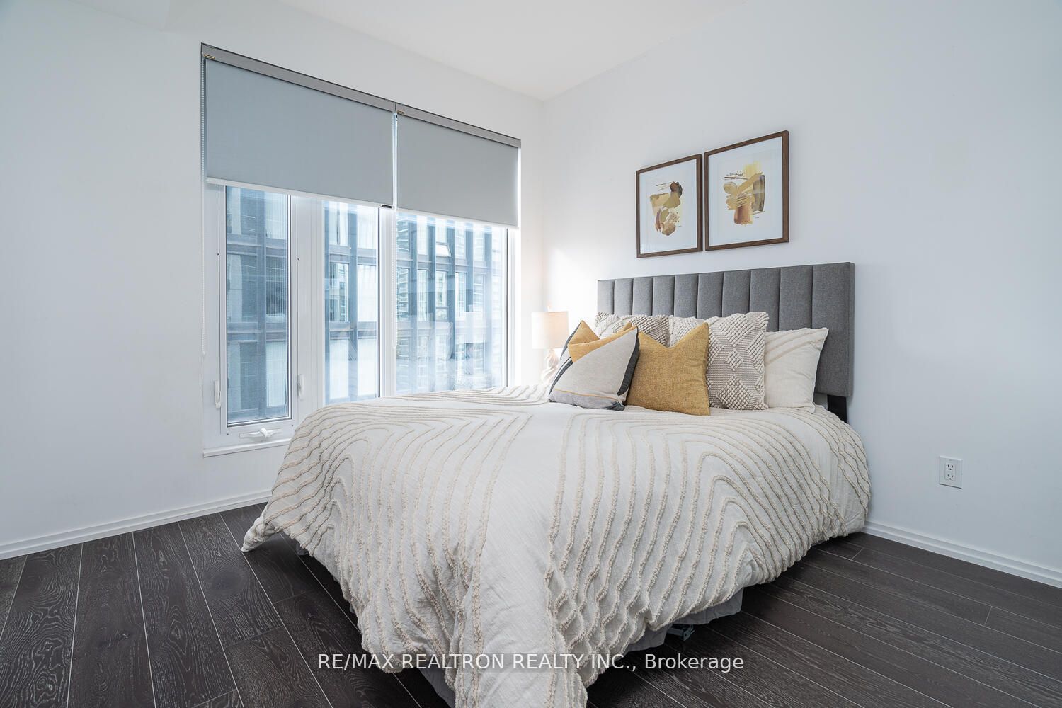 68 Shuter St, #2305