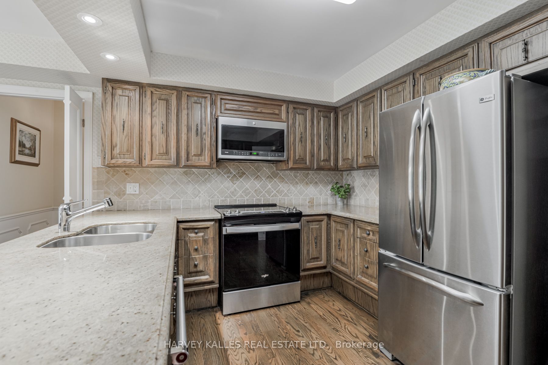 16 Bobwhite Crescent