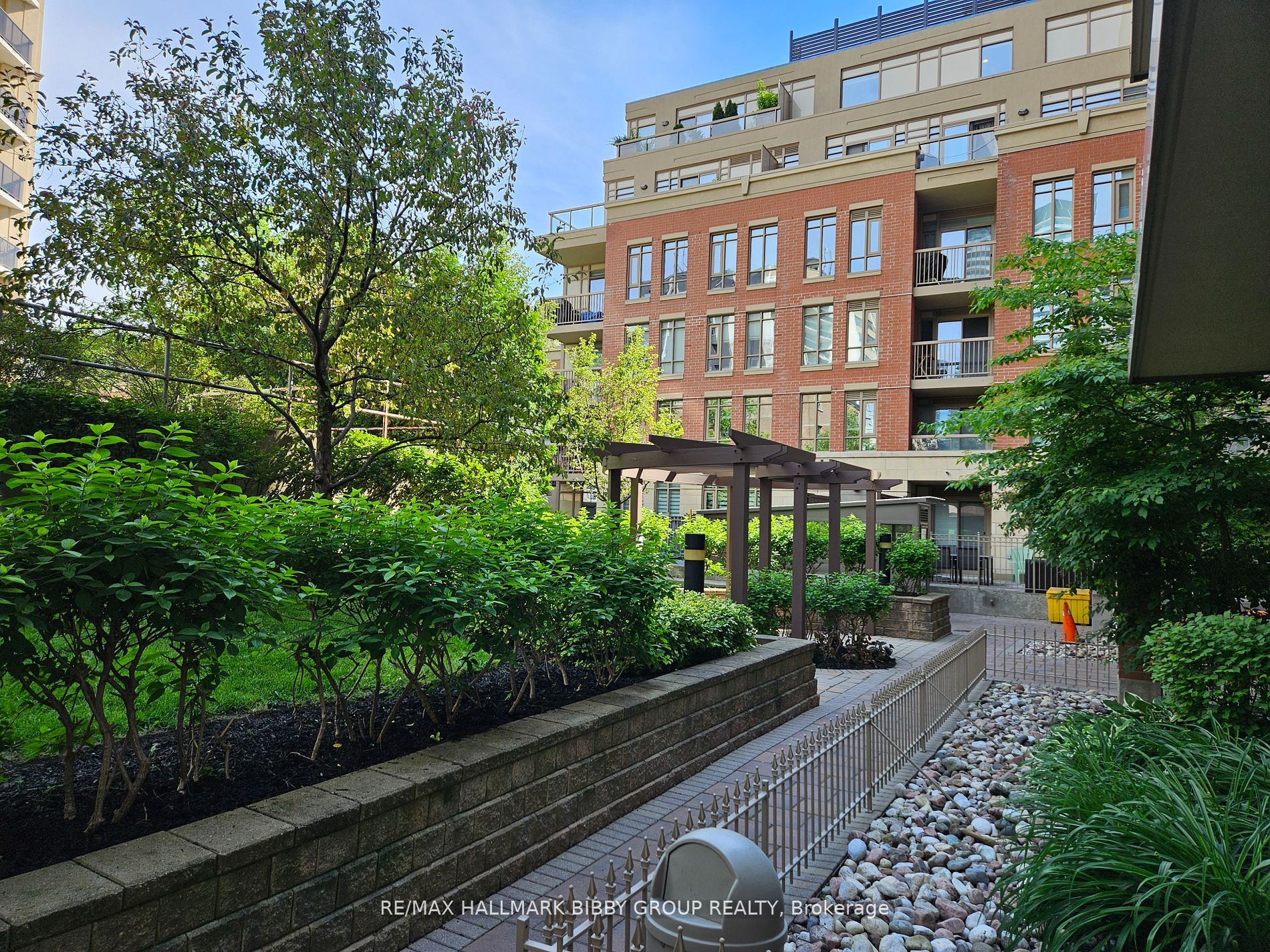 900 Mount Pleasant Road #426