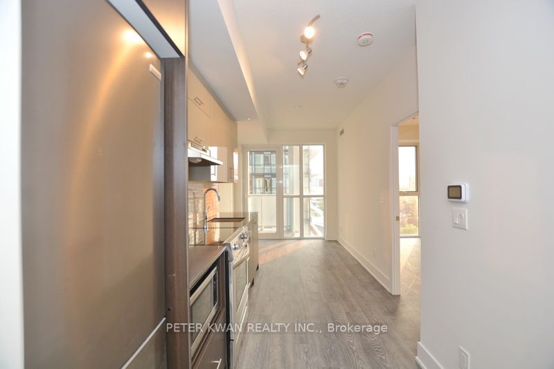 188 Fairview Mall Drive #1002