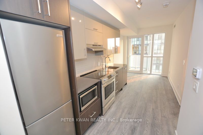 188 Fairview Mall Drive #1002