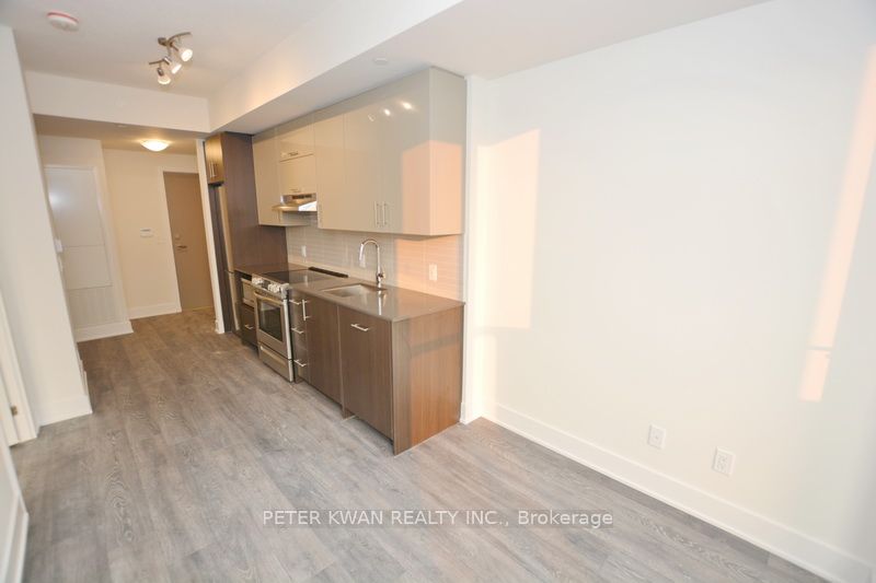 188 Fairview Mall Drive #1002