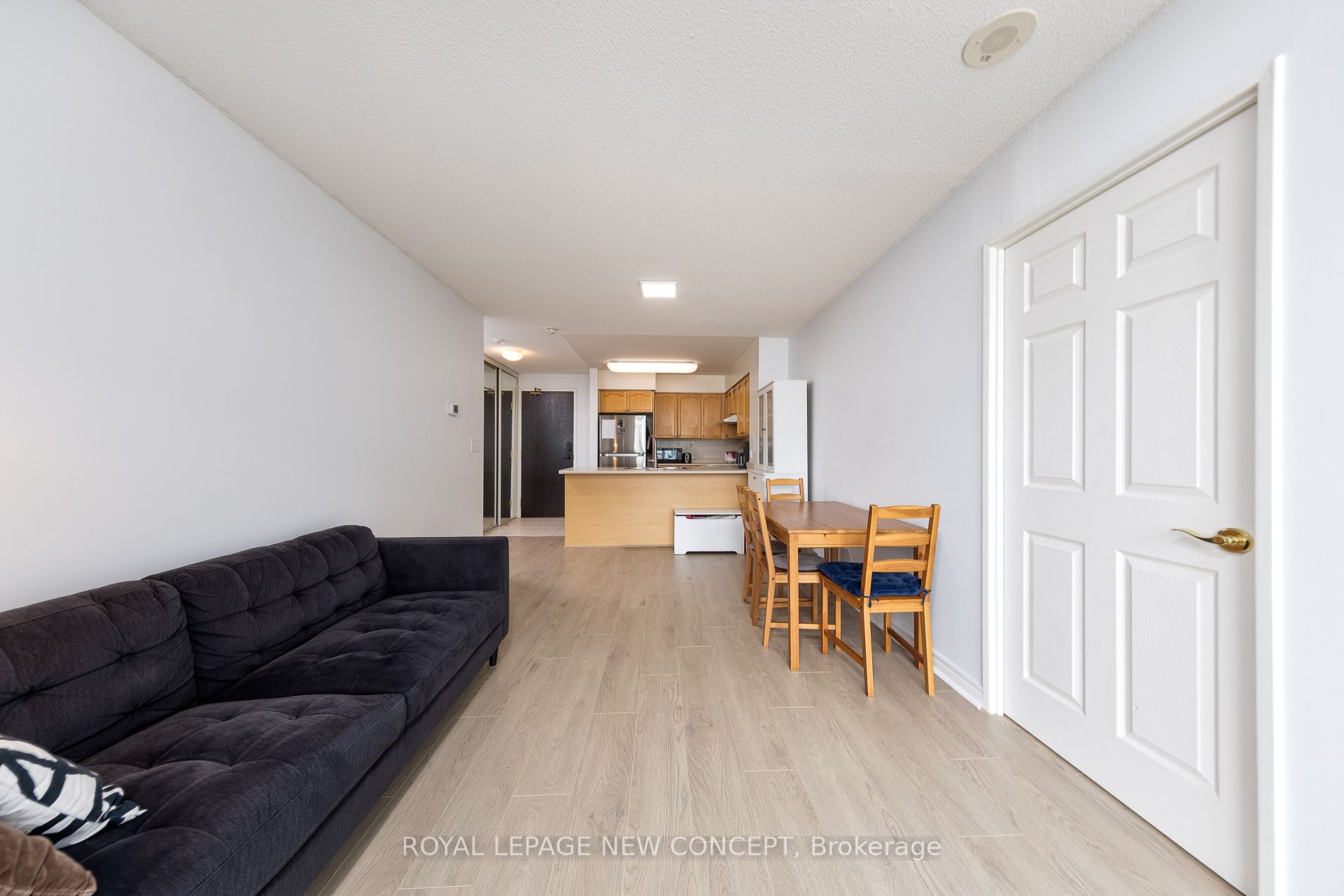 23 Hollywood Ave, #2803