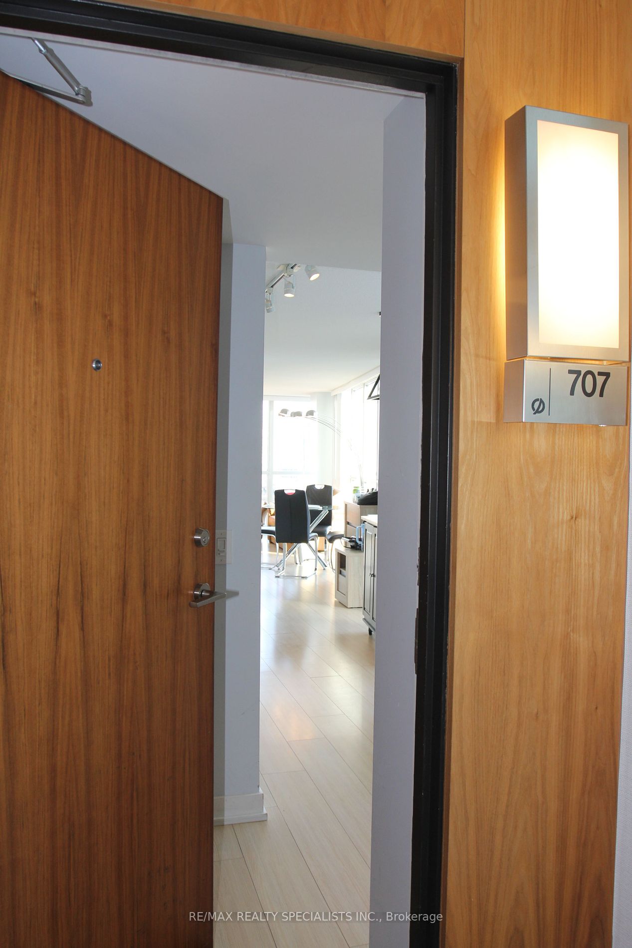 75 Queens Wharf Rd, #707