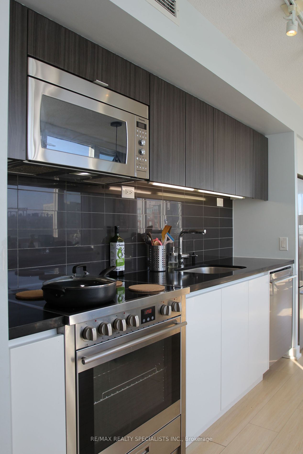 75 Queens Wharf Rd, #707