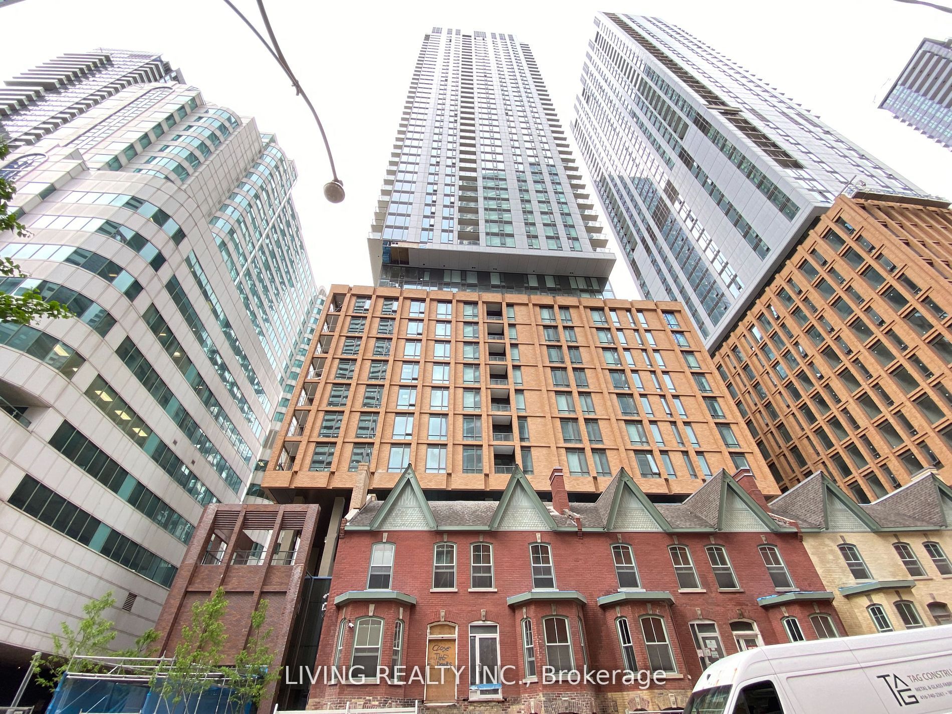 28 Widmer Street #2822