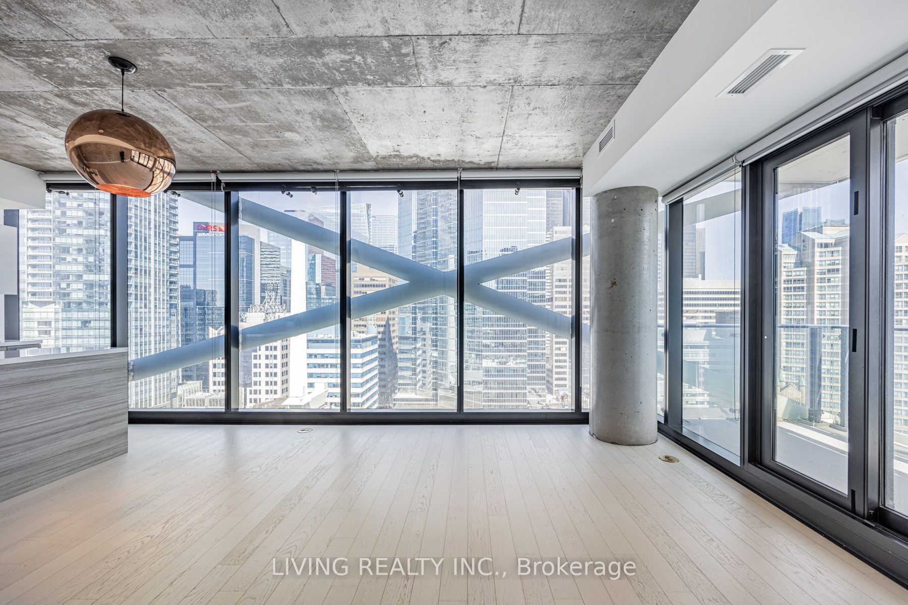 224 King Street W #1504