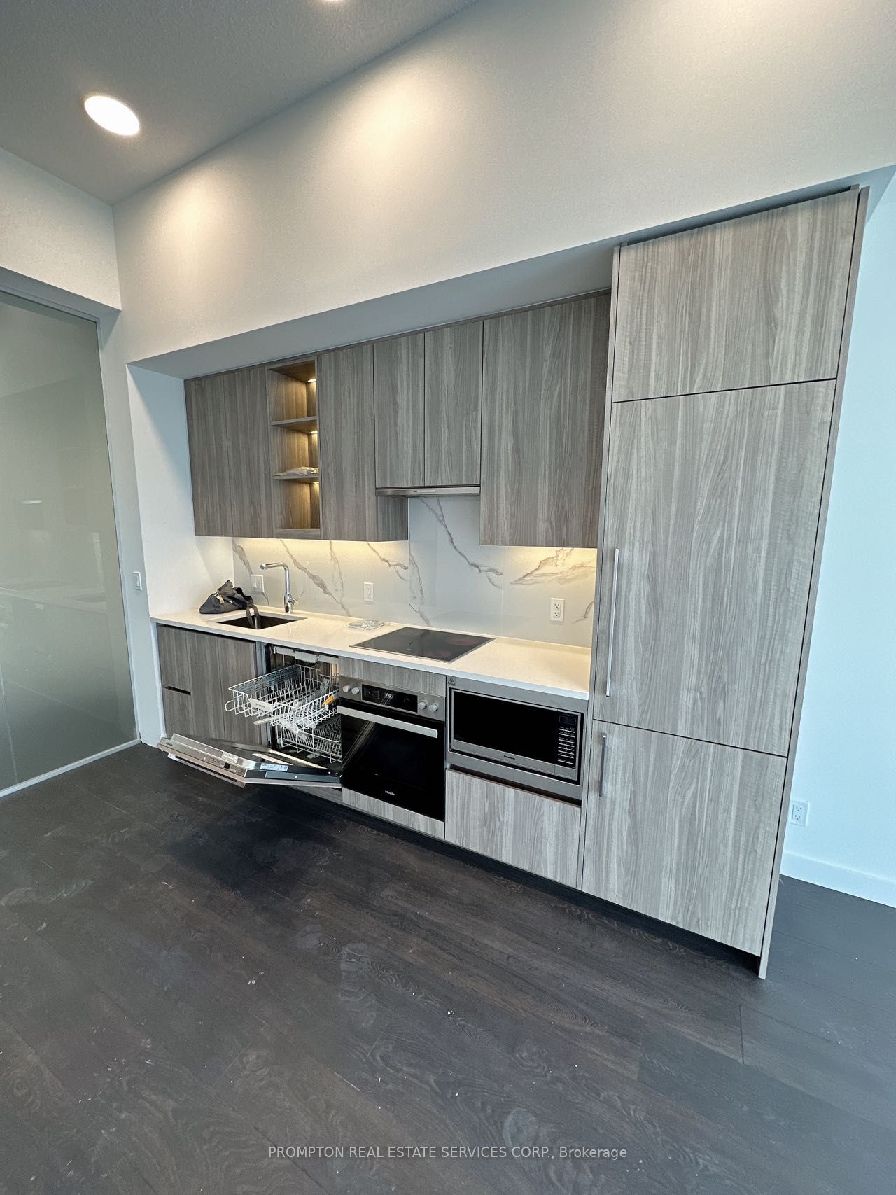 25 McMahon Drive #1101