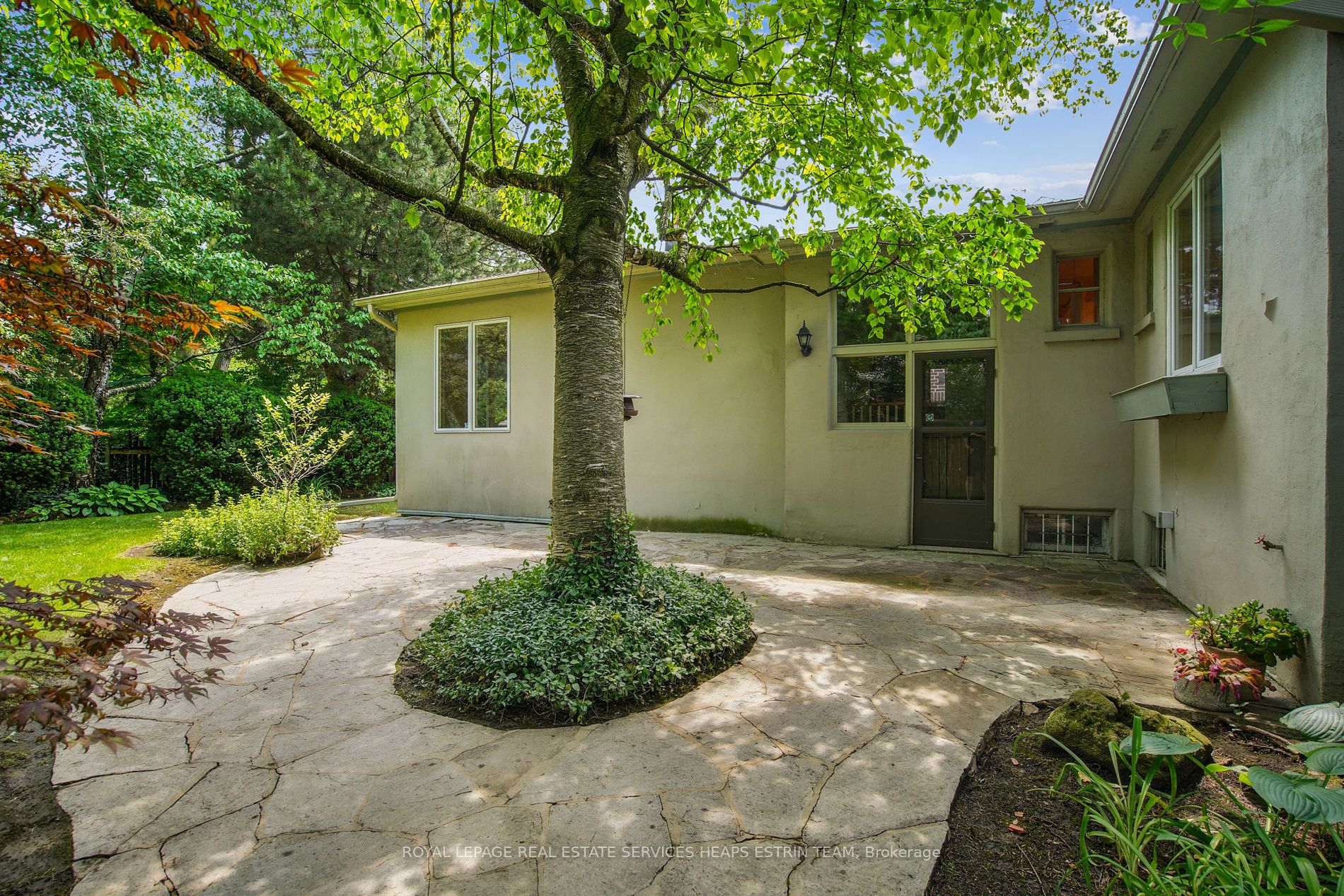 7 Lumley Avenue