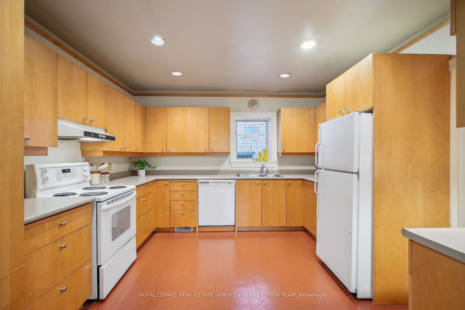7 Lumley Avenue
